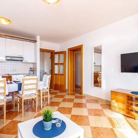 Apartment Splendid With Bubble Bath In Croatia Crikvenica