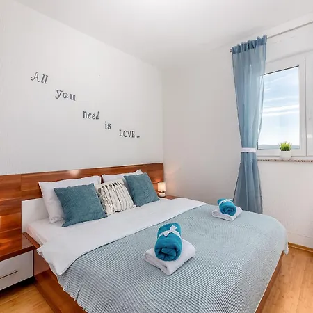 Splendid With Bubble Bath In Croatia Apartment Crikvenica