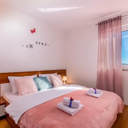Apartment Splendid With Bubble Bath In Croatia Crikvenica