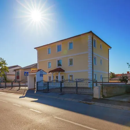 Splendid With Bubble Bath In Croatia Apartment Crikvenica
