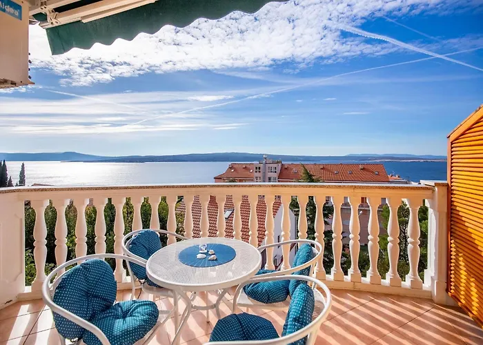 Splendid With Bubble Bath In Croatia Appartamento Crikvenica