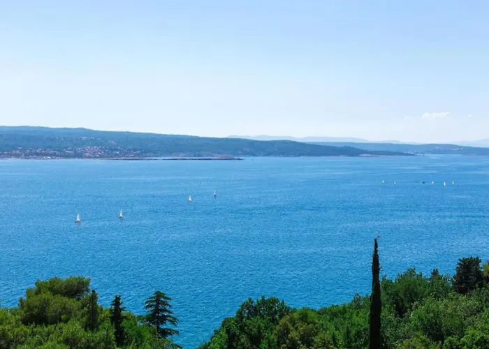 Splendid With Bubble Bath In Croatia Appartamento Crikvenica